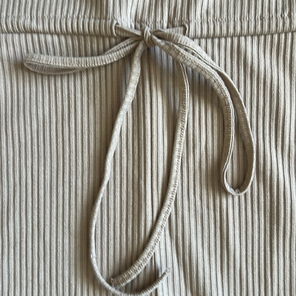 Princess Polly Beige Ribbed Short Sleeve Drawstring Romper - Picture 6 of 9